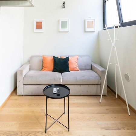 Modern Loft In Porta Venezia - Hosted By Sweetstay Milan Bagian luar foto