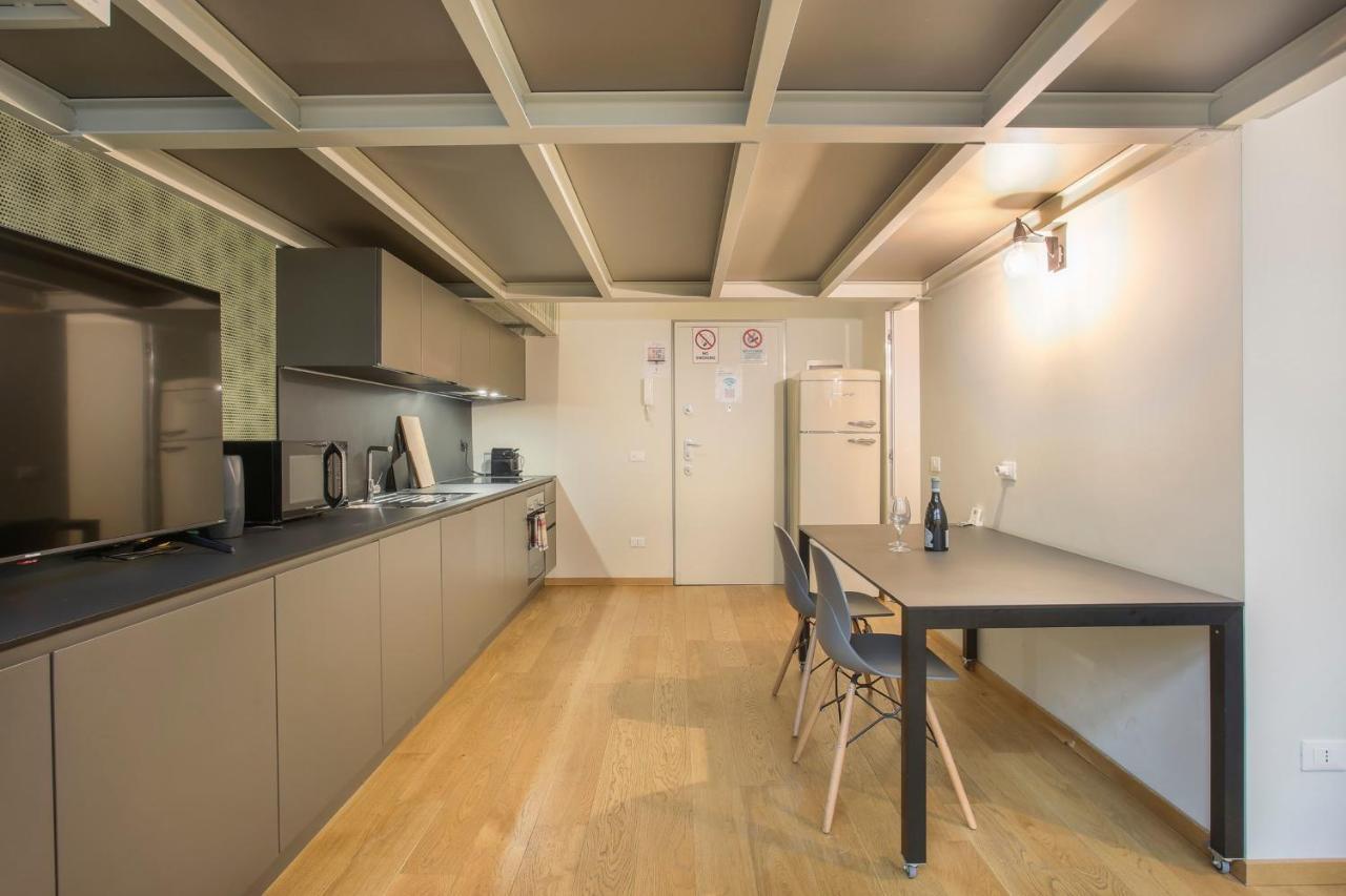Modern Loft In Porta Venezia - Hosted By Sweetstay Milan Bagian luar foto