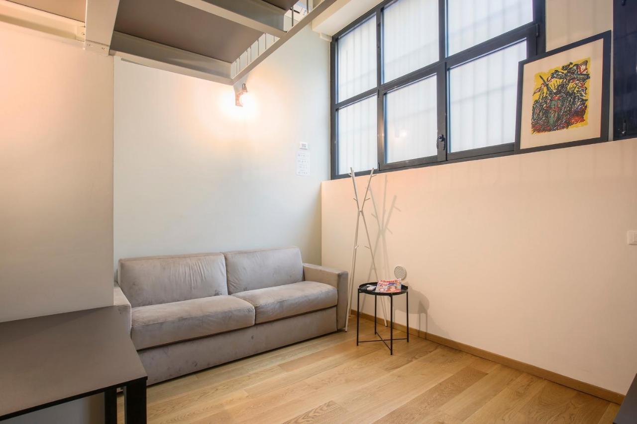 Modern Loft In Porta Venezia - Hosted By Sweetstay Milan Bagian luar foto